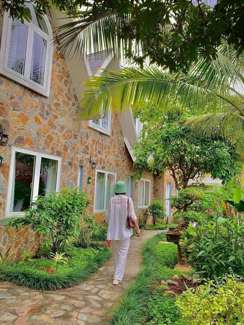 נין בין Sona Resort מראה חיצוני תמונה
